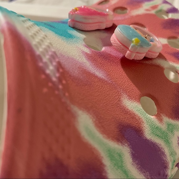 Little Twin Stars Kiki & Lala Set of 2 Shaker Croc Charms - Picture 5 of 5